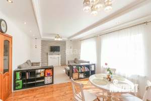 Дом 200м², 2-этажный, на длительный срок,