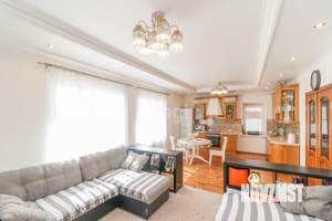 Дом 200м², 2-этажный, на длительный срок,