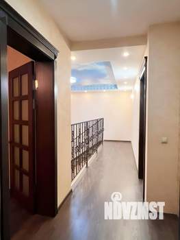 Дом 280м², 3-этажный, посуточно,