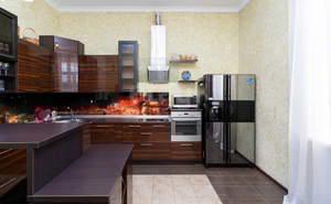 Дом 200м², 2-этажный, на длительный срок,