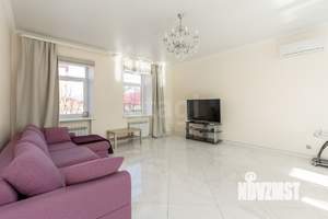 Таунхаус 242м², 2-этажный, на длительный срок,