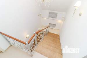 Дом 200м², 2-этажный, на длительный срок,