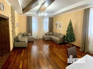 Дом 288м², 1-этажный, посуточно,