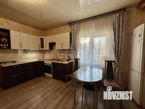 Дом 70м², 2-этажный, на длительный срок,