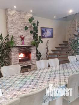 Дом 400м², 2-этажный, посуточно,