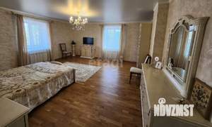 Дом 330м², 3-этажный, участок 15 сот.