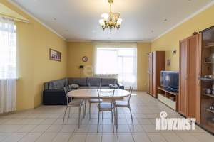 Дом 320м², 2-этажный, участок 15 сот.