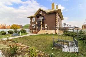 Дом 448м², 2-этажный, участок 11 сот.