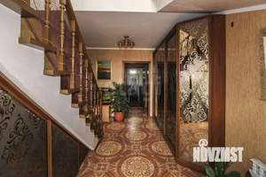 Дом 220м², 2-этажный, участок 9 сот.