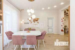 Дом 133м², 2-этажный, участок 8 сот.