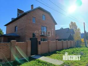 Дом 274м², 3-этажный, участок 15 сот.