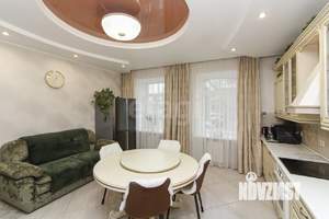 Таунхаус 330м², 2-этажный, участок 4 сот.