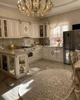 Дом 200м², 2-этажный, участок 5 сот.