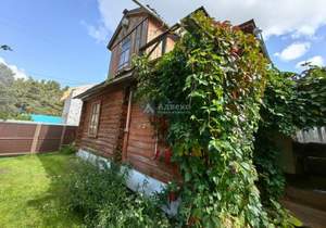 Дом 60м², 2-этажный, участок 6 сот.