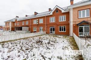 Таунхаус 102м², 3-этажный, участок 3 сот.