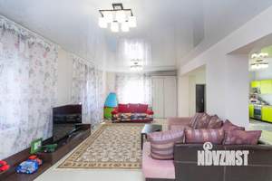 Дача 196м², 2-этажный, участок 4 сот.