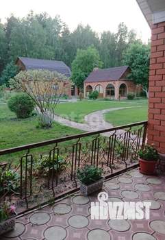 Дом 330м², 3-этажный, участок 15 сот.