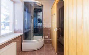 Дом 198м², 2-этажный, участок 10 сот.