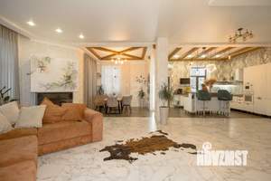 Дом 388м², 2-этажный, участок 20 сот.