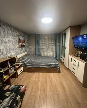 Дом 42м², 2-этажный, участок 10 сот.