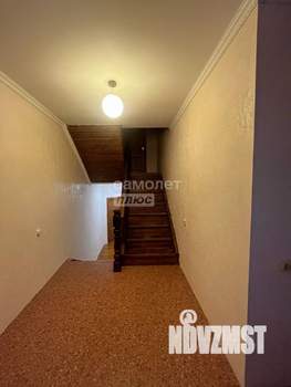 Дом 400м², 3-этажный, участок 13 сот.