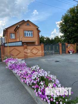 Коттедж 200м², 2-этажный, участок 5 сот.