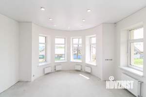 Дом 157м², 2-этажный, участок 9 сот.