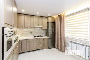 Дом 98м², 2-этажный, участок 8 сот.