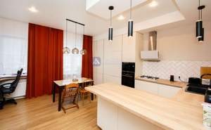 Дом 141м², 3-этажный, участок 1 сот.