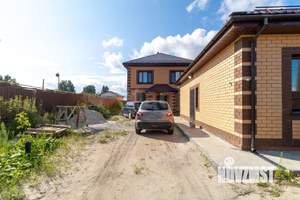 Дом 275м², 2-этажный, участок 9 сот.