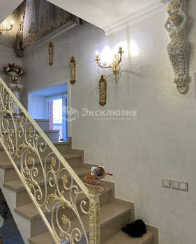 Дом 200м², 2-этажный, участок 5 сот.