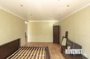 Коттедж 270м², 2-этажный, участок 2 сот.