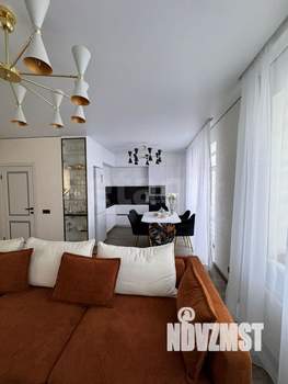 Таунхаус 102м², 3-этажный, участок 2 сот.