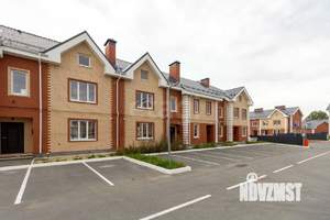 Таунхаус 105м², 2-этажный, участок 2 сот.