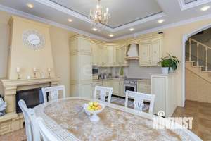 Дом 144м², 2-этажный, участок 6 сот.