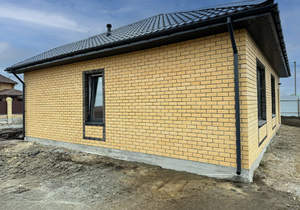 Дом 95м², 1-этажный, участок 8 сот.