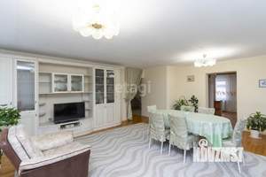 Дом 363м², 2-этажный, участок 12 сот.