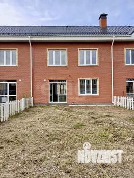 Таунхаус 105м², 3-этажный, участок 2 сот.