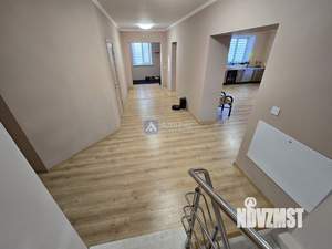 Коттедж 391м², 3-этажный, участок 7 сот.