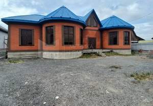 Дом 272м², 1-этажный, участок 8 сот.