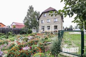 Дом 304м², 3-этажный, участок 18 сот.