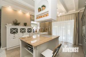 Дом 350м², 2-этажный, участок 9 сот.