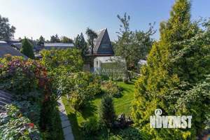 Дом 60м², 2-этажный, участок 6 сот.