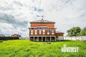 Коттедж 350м², 3-этажный, участок 10 сот.