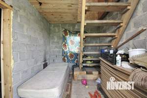 Дом 30м², 2-этажный, участок 4 сот.