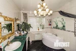 Коттедж 260м², 2-этажный, участок 9 сот.