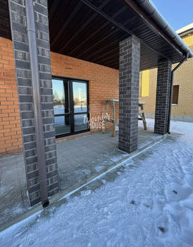 Дом 182м², 2-этажный, участок 4 сот.