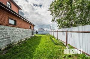 Коттедж 350м², 3-этажный, участок 10 сот.