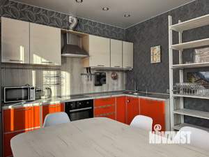 Дом 127м², 2-этажный, участок 9 сот.