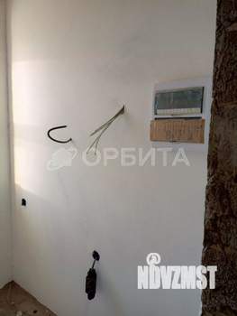 Дом 100м², 2-этажный, участок 6 сот.